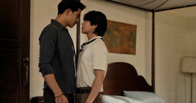 เลิฟซีนเดือด! “ฟลุ๊ค – ไลท์” เสิร์ฟฉากรักเร่าร้อน ส่งท้ายซีรีส์ “Red Moon and Wine คืนจันทร์เลือด” จากโปรเจกต์ “4 Destiny”